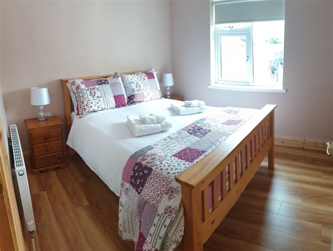 Reed Warbler Cottage,Vacation Rental in Mayo, Ireland