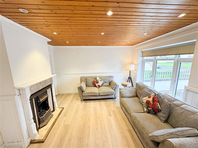 3 Lindisfarne Green, Clondalkin, Dublin 22