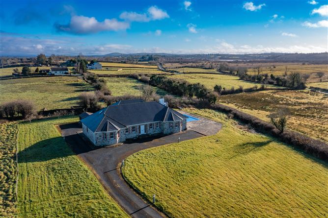Main image for WATERSIDE PROPERTY, Cleaheen, Cootehall, Carrick-on-Shannon, Roscommon