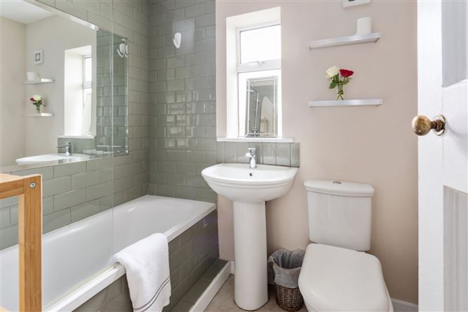 20 Oliver Plunkett Villas, Dun Laoghaire, Monkstown, Co. Dublin