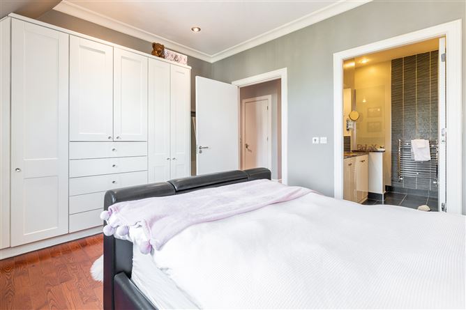 14 Cairnbrook Hall, Carrickmines, Dublin 18