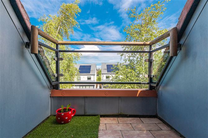 14 Cairnbrook Hall, Carrickmines, Dublin 18