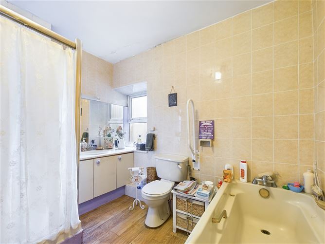 63 Liberty Square, Thurles, Co. Tipperary