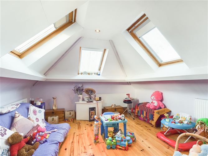 63 Liberty Square, Thurles, Co. Tipperary