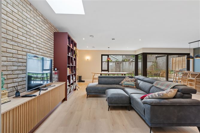26 The Crescent, Beaumont, Ballintemple, Cork