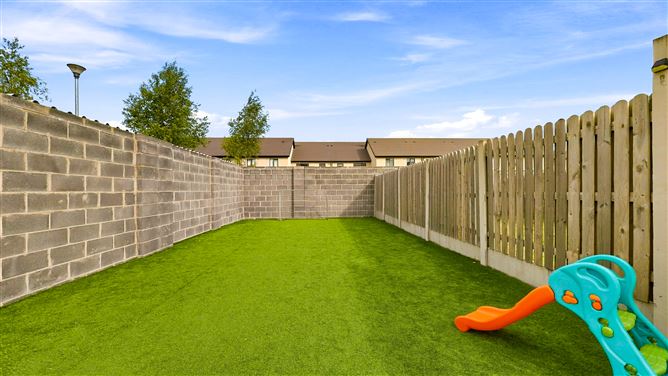 Photo 17 of 18 — 11 Rowan Walk, Kilcarbery, Dublin 22