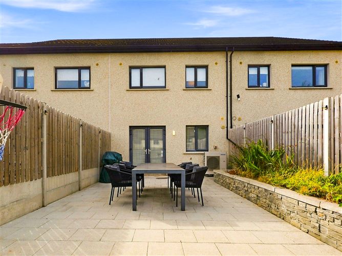 Photo 16 of 18 — 11 Rowan Walk, Kilcarbery, Dublin 22
