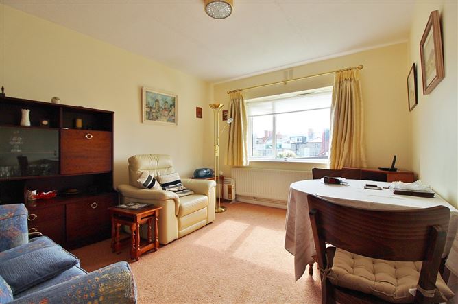 6 Hollybrook Court, Clontarf, Dublin 3