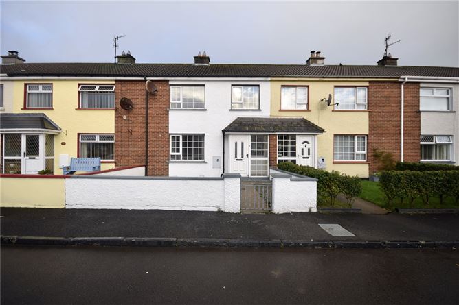 13 Abbey Villas, Manorcunningham, Co. Donegal