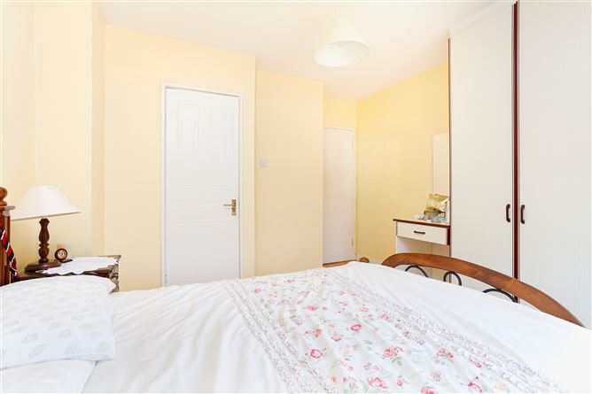 4 Templeroan Drive, Knocklyon, Dublin 16