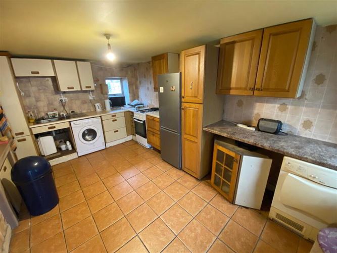 Fethard Street, Mullinahone, Thurles, Tipperary