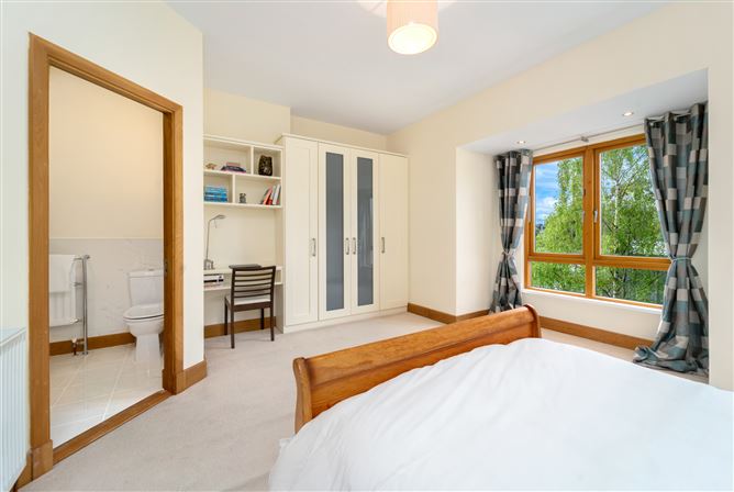162 Trimbleston, Goatstown,   Dublin 14