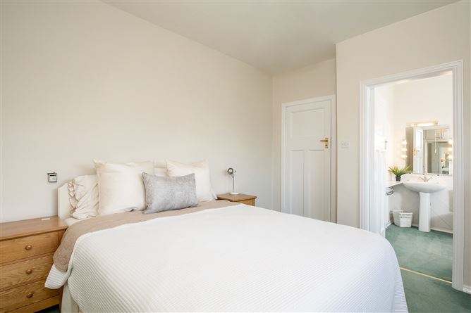 32 Merlyn Road, Ballsbridge,   Dublin 4