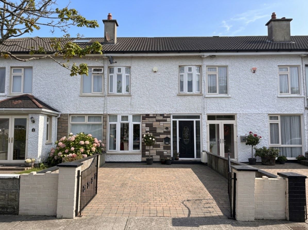 Photo 1 of 14 — 17 Seacliff Road, Baldoyle,   Dublin 13