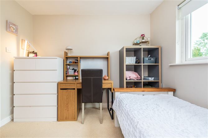 10 Ban na Greinne, Craddockstown Road, Naas, Co. Kildare