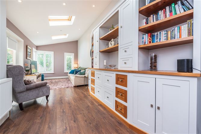 10 Ban na Greinne, Craddockstown Road, Naas, Co. Kildare