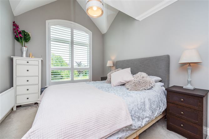 10 Ban na Greinne, Craddockstown Road, Naas, Co. Kildare