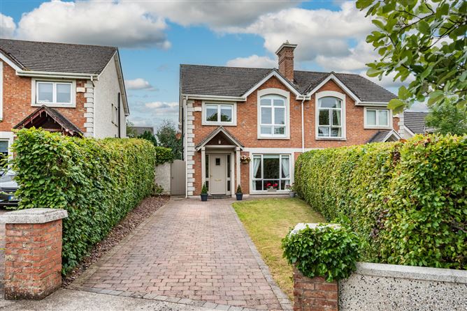 10 Ban na Greinne, Craddockstown Road, Naas, Co. Kildare