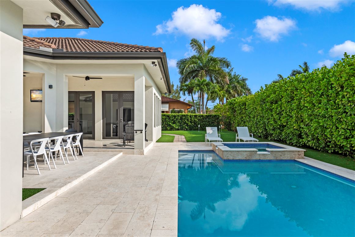 Tropical Treasure,Miami,Florida,USA