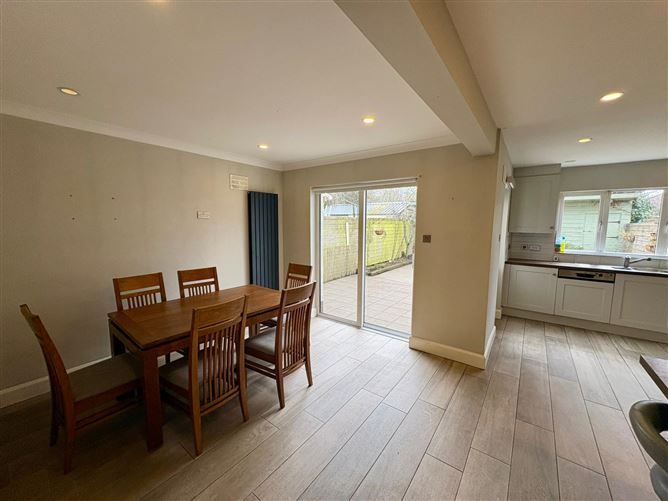 37 The Drive, Earls Court, Kill, Co. Kildare