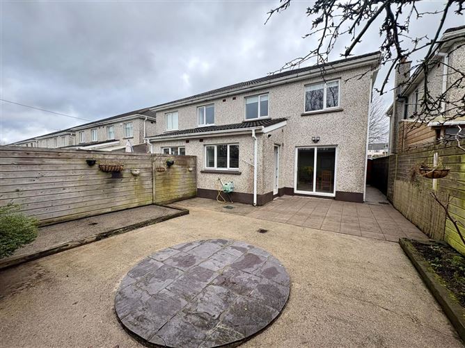 37 The Drive, Earls Court, Kill, Co. Kildare