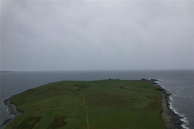 Photo 6 of 19 — Mutton Island, Quilty, Clare