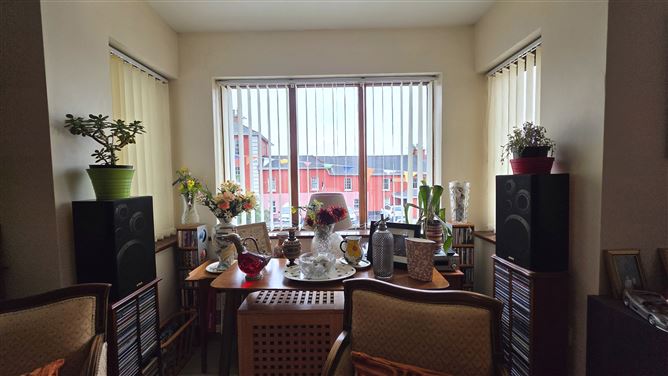Photo 7 of 21 — Number 4, The Courtyard, Main Street, Castletown Berehaven, West Cork