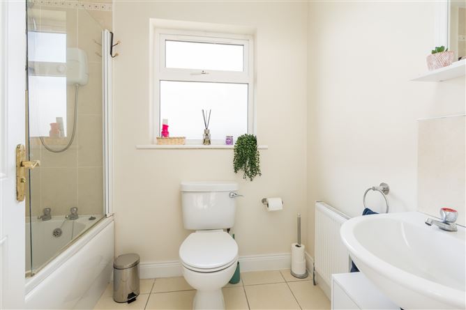 5 Shannonside, Ballyleague, Lanesboro, Co. Roscommon
