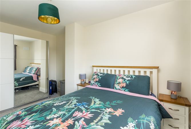 5 Shannonside, Ballyleague, Lanesboro, Co. Roscommon