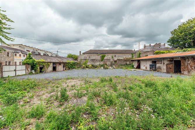 "Bolands" Former Licensed Premises, Market Square & Bride Street, Kildare Town, Kildare