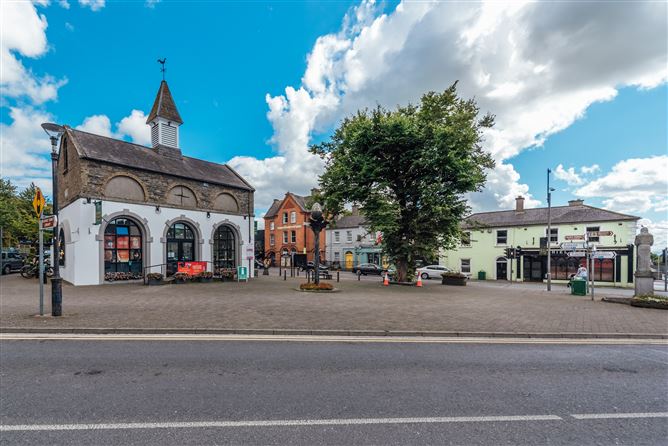 "Bolands" Former Licensed Premises, Market Square & Bride Street, Kildare Town, Kildare