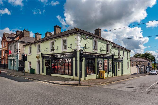 "Bolands" Former Licensed Premises, Market Square & Bride Street, Kildare Town, Kildare