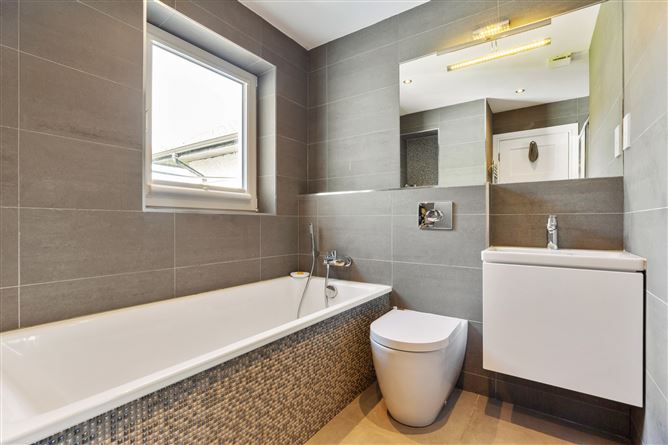 25 Rosmeen Park, Dun Laoghaire, Co. Dublin