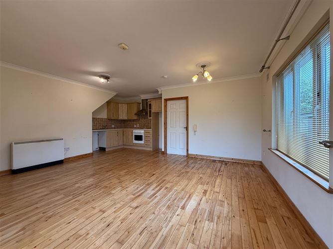 9A Brooklawn,, Ballaghaderreen, Roscommon
