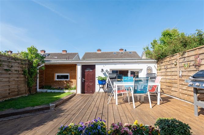 77 Meadowview Grove, Hillcrest, Lucan, Co. Dublin