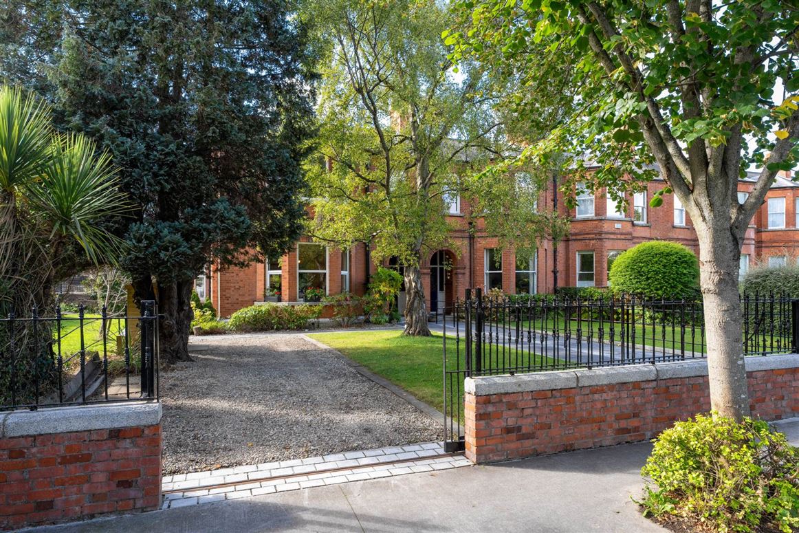 11 Seafield Road West, Clontarf, Dublin 3