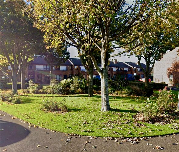 52 Lansdowne Village, Sandymount,   Dublin 4, D04W226