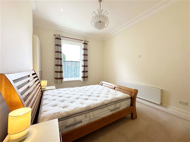 Photo 10 of 22 — Apartment 1, 74 Waterloo Road, Ballsbridge, Dublin 4