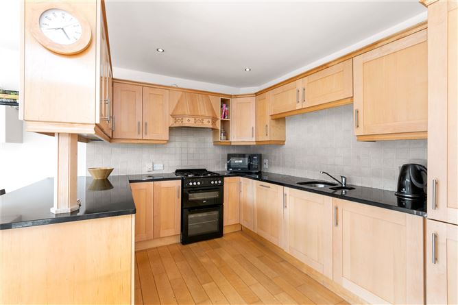 1 Sandymount Village Centre, Sandymount Road, Sandymount, Dublin 4