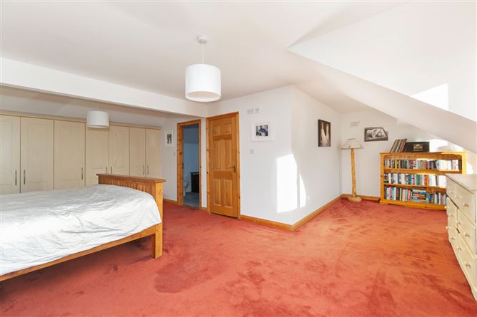 8 The Esplanade, Burkeen, Wicklow Town, County Wicklow