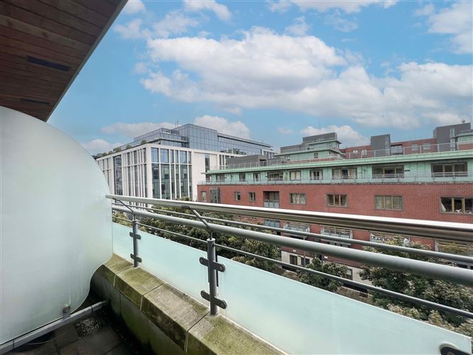 Apartment 123, Longboat Quay North Apartments, Grand Canal Dk, Dublin 2