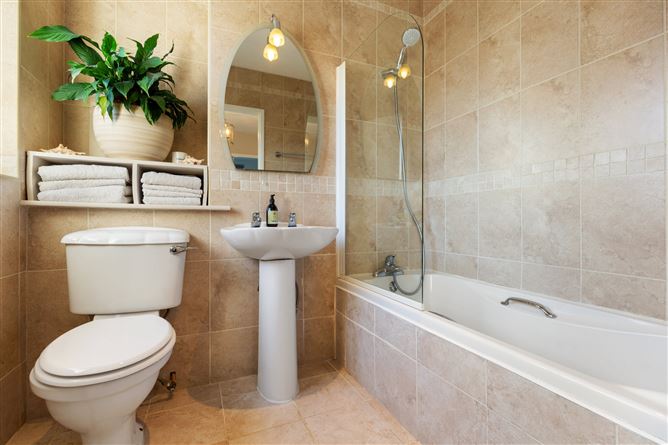 20 Moy Glas Chase, Lucan, Co. Dublin