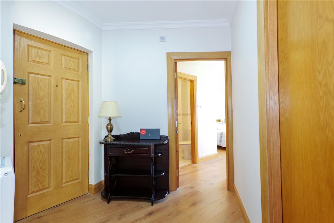 12 Aengus House, Dock Street, Galway 12 Aengus House, Dock Street, Galway