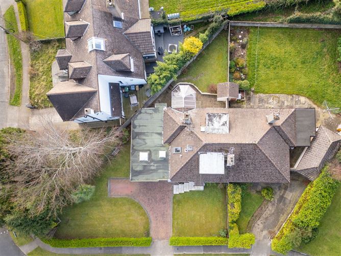 https://photos-a.propertyimages.ie/media/3/7/7/4909773/2210f800-cdc0-422e-af7a-c52e0a8d4e33_l.jpg