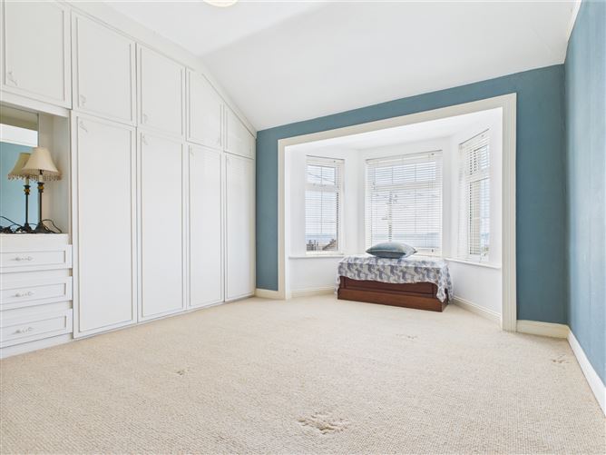 Renbrack, 5 Belmont Terrace, Golf Links Road, Youghal, Cork