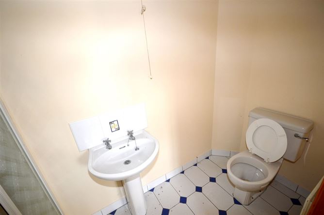 111 Blue Cedars, Glenfin Road, Ballybofey, Co. Donegal