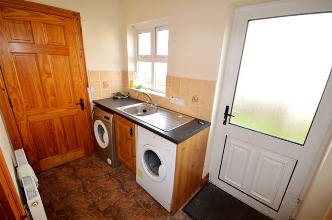 111 Blue Cedars, Glenfin Road, Ballybofey, Co. Donegal