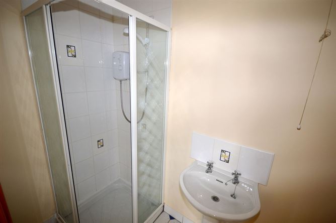 111 Blue Cedars, Glenfin Road, Ballybofey, Co. Donegal