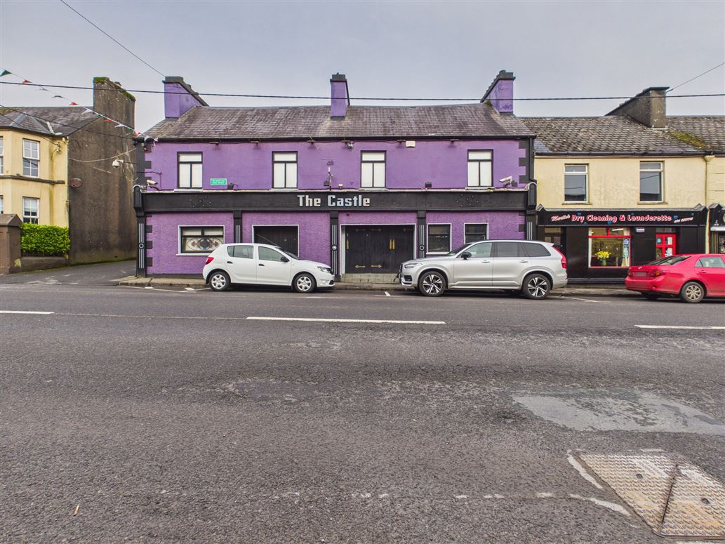 The Castle Night Club, New Street, Ballaghaderreen, Co. Roscommon
