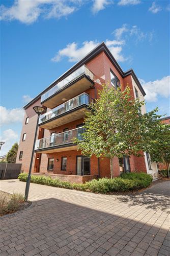 15 Clonbern, Phoenix Park Racecourse, Castleknock, Dublin 15
